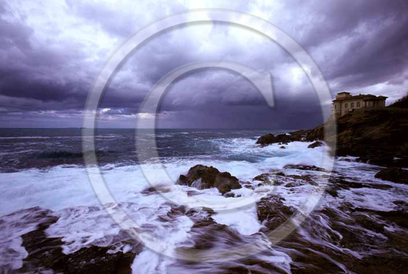 2005 - View of Tirreno sea before a thunderstorm, Calafuria place, 4 miles south the province of Leghorn.