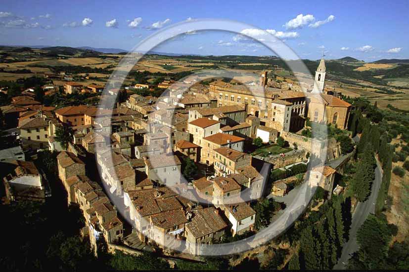 2001 - Aerial view of Pienza medieval village, Crete Senesi land, 28 miles south the province e of Siena.