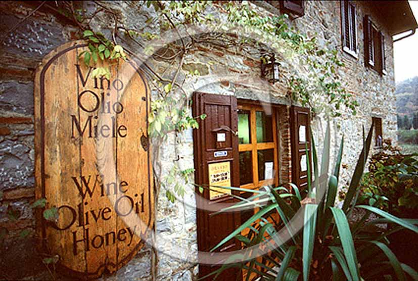 1991 - Shop of wine and oil tasting in Chianti land.