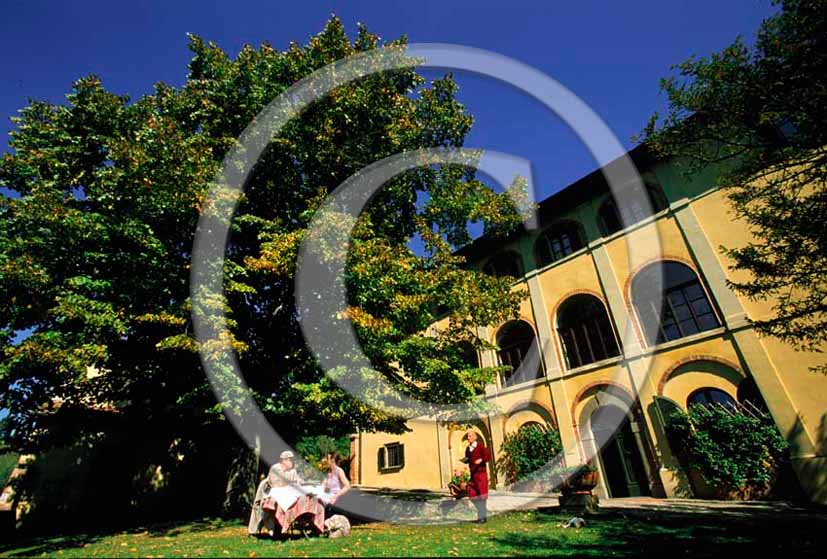 1999 - Lunch and tasting of wine in farm of Chianti land. 