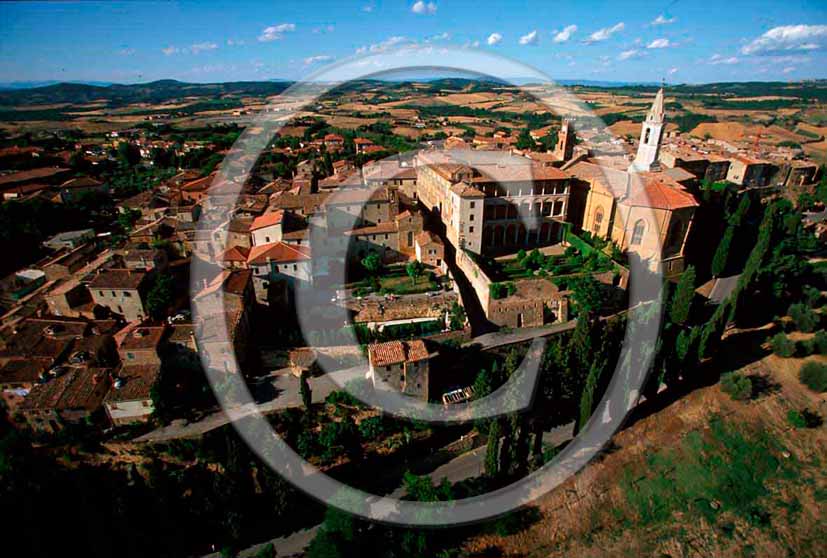 2001 - Aerial view of Pienza medieval village, Crete Senesi land, 28 miles south the province e of Siena.