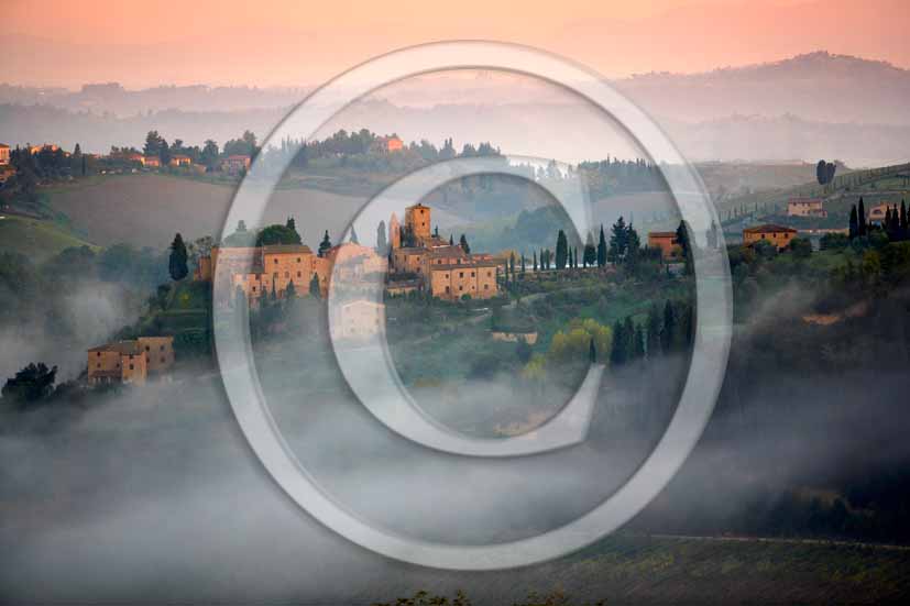 2006 - Landscapes in autumn with fog on sunrise, Tonda medieval village, Era valley, near Castelfalfi place, 35 miles south est the province of Pisa. 