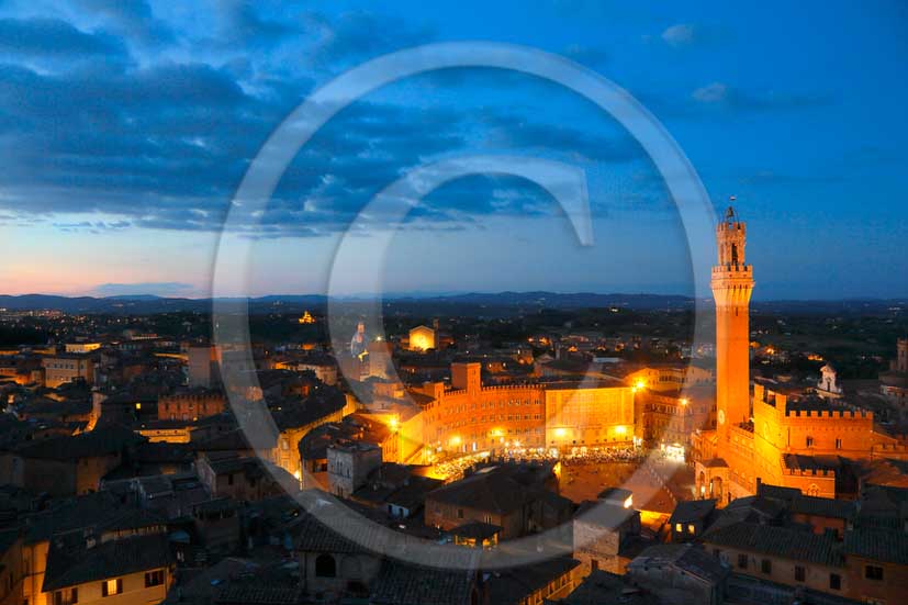 2013 - Night view of Siena town and the main square Il Campo.