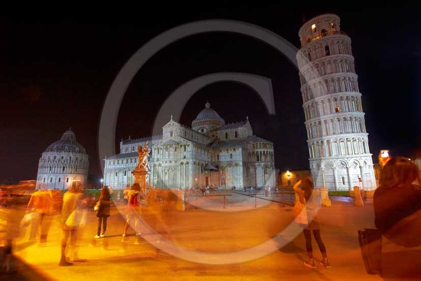 2011 - Night view of the Pisa's main square 