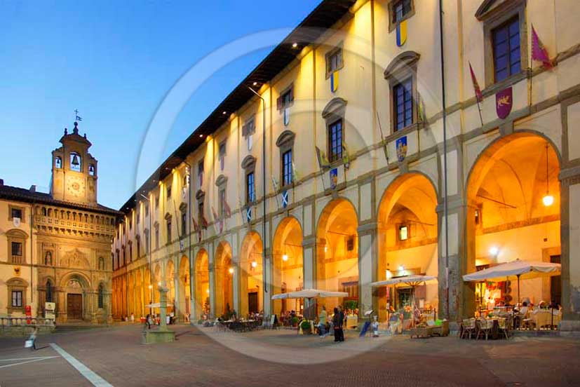2011 - View of the main square, the buildings and Logge of Vasari in Piazza Grande of the town of Arezzo.